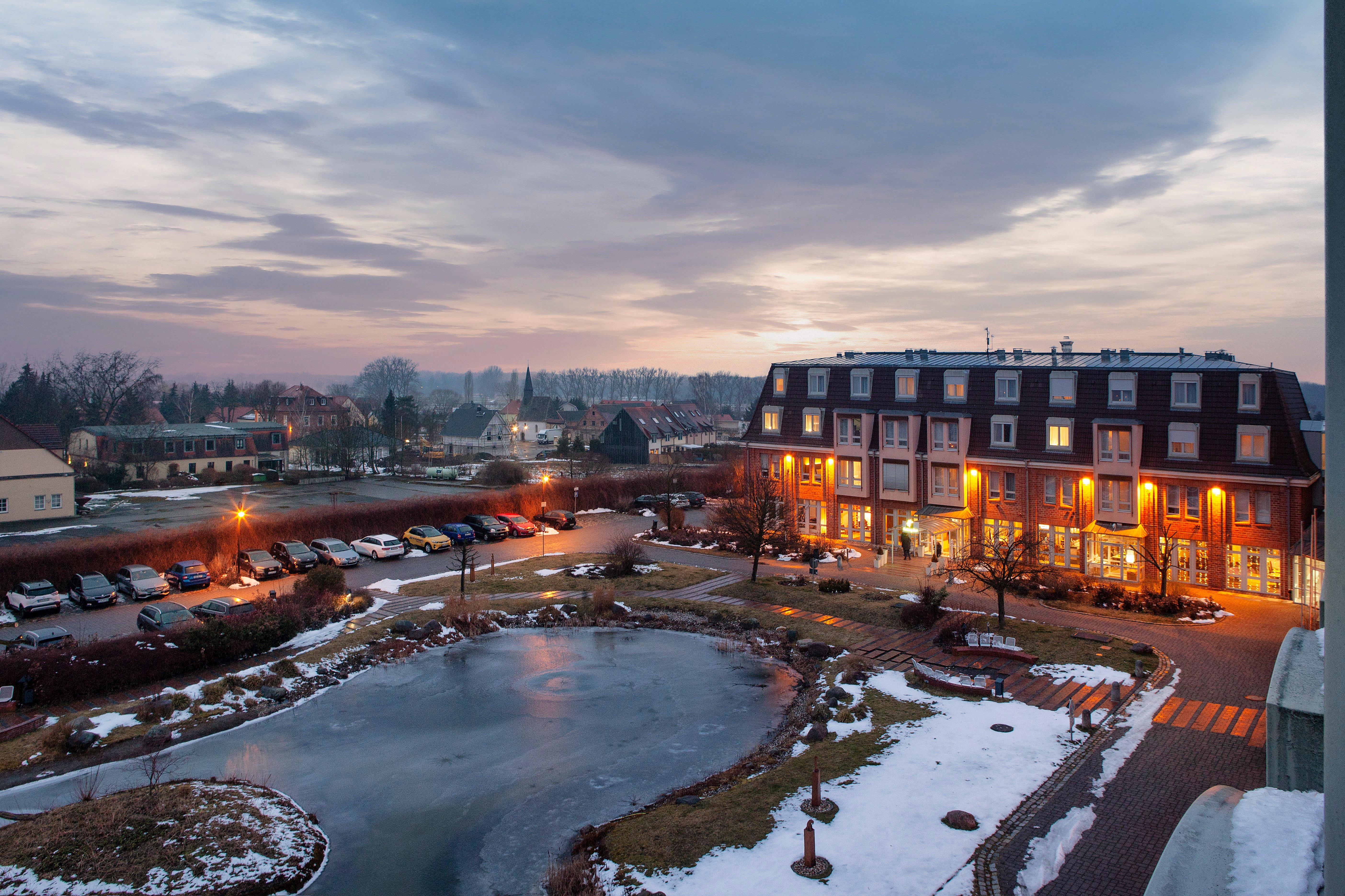 Holiday Inn Leipzig Günthersdorf, an IHG Hotel Kötschlitz Exterior foto